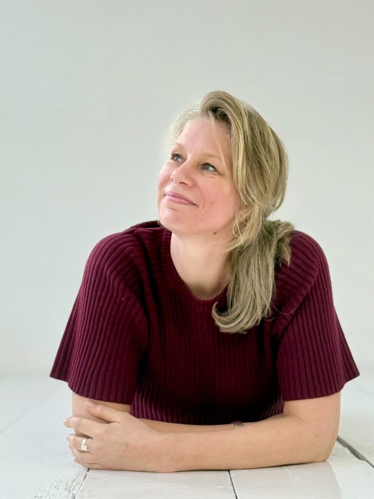 foto van illustrator Laura Peetoom